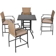 patio-dining.jpg